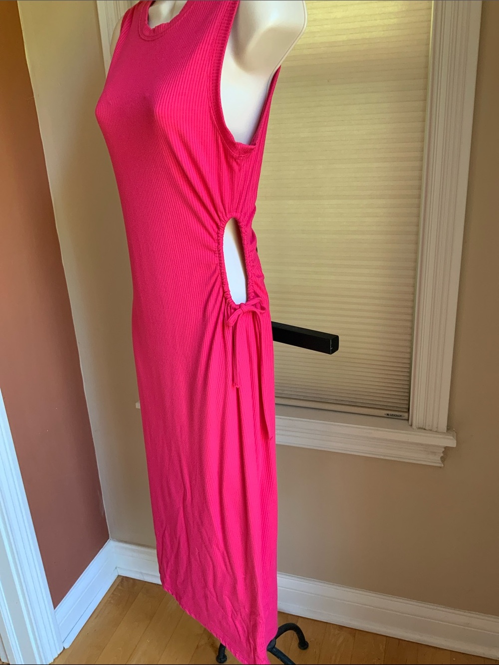 Sleeveless Pink Ribbed Midi Dress with Cut Out Detail